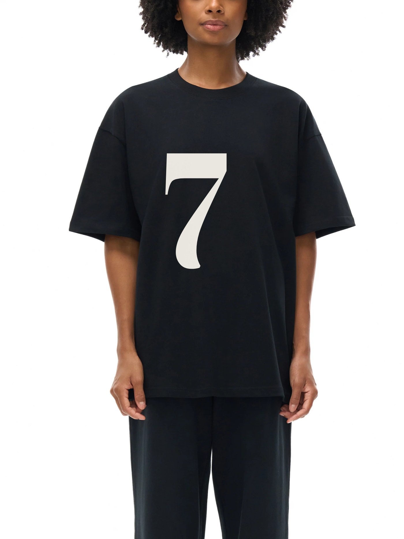 Black tee with number 7 print